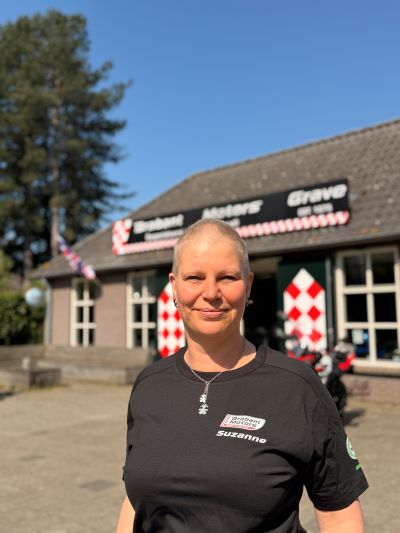 Suzanne Heezen
