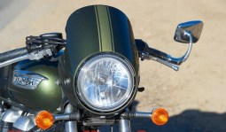 2014-Triumph-Thruxton-Flyscren