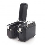 4_A9500601-Aluminium-Panniers_Black