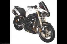 street-triple-frontjpg