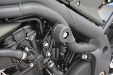 tr-1050-speet-triple-015