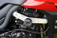 triumph-tigersport1050-2013-002